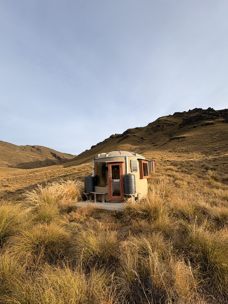 A small backcountry hut in New Zealand high country